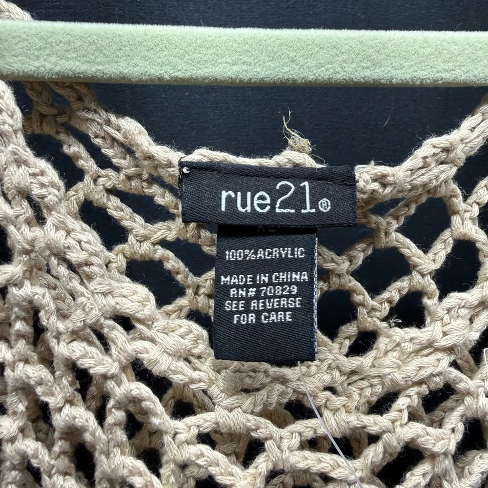Rue21 Beige Crochet Knit Poncho Sz XL (15ai) - Picture 2 of 4